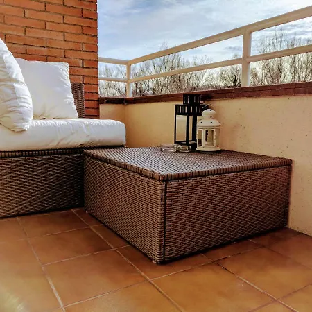 شقة Apartament Damia Estela خيرونا